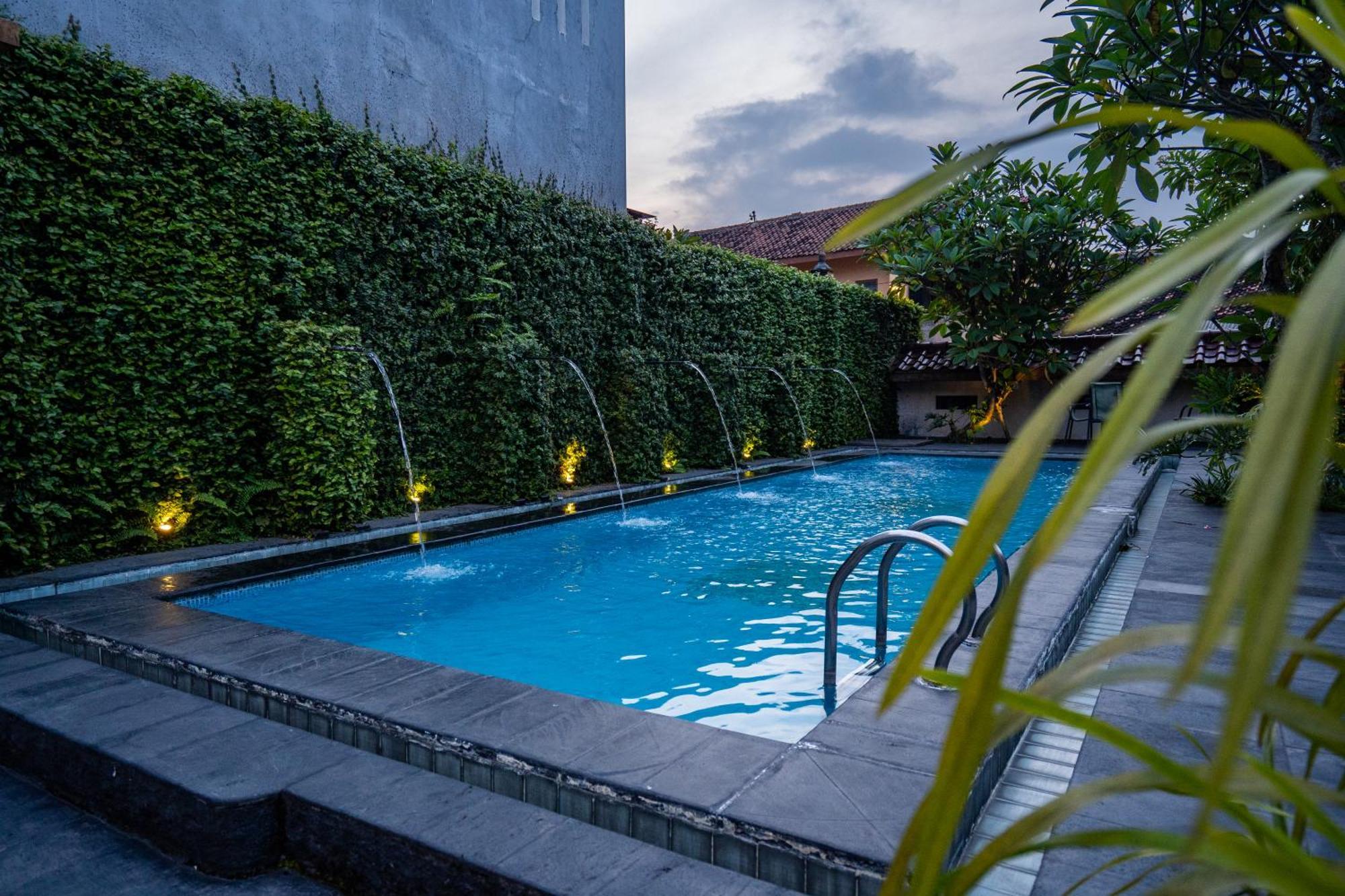 D Ajenk Boutique Guesthouse Kejayan ภายนอก รูปภาพ