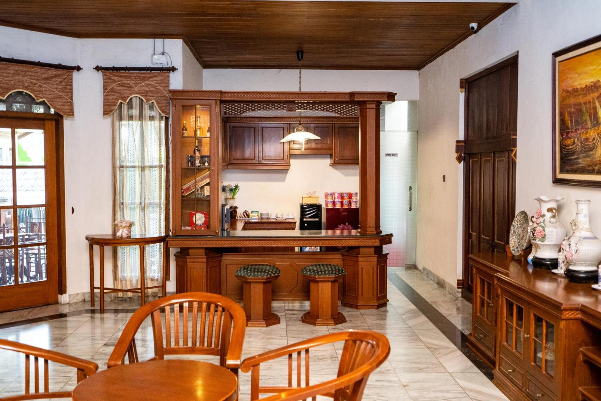 D Ajenk Boutique Guesthouse Kejayan ภายนอก รูปภาพ